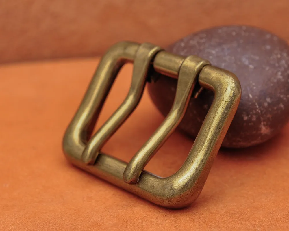 Prong or Tongue Buckles (Classic Frame Style)