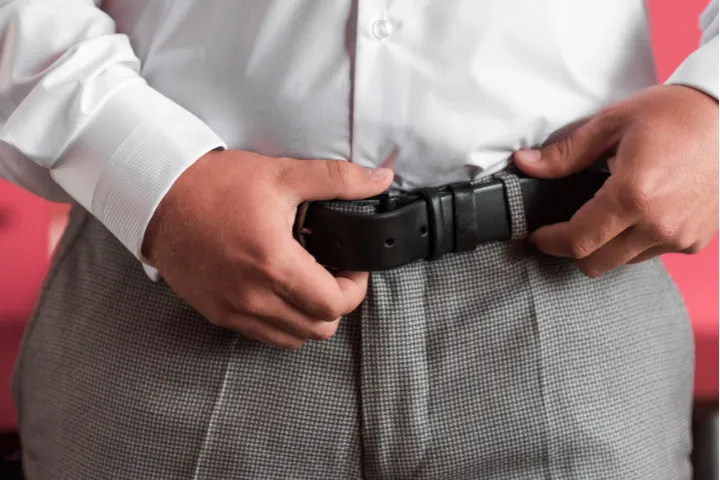 What Is a Men’s Leather Belt and Why Should You Wear One
