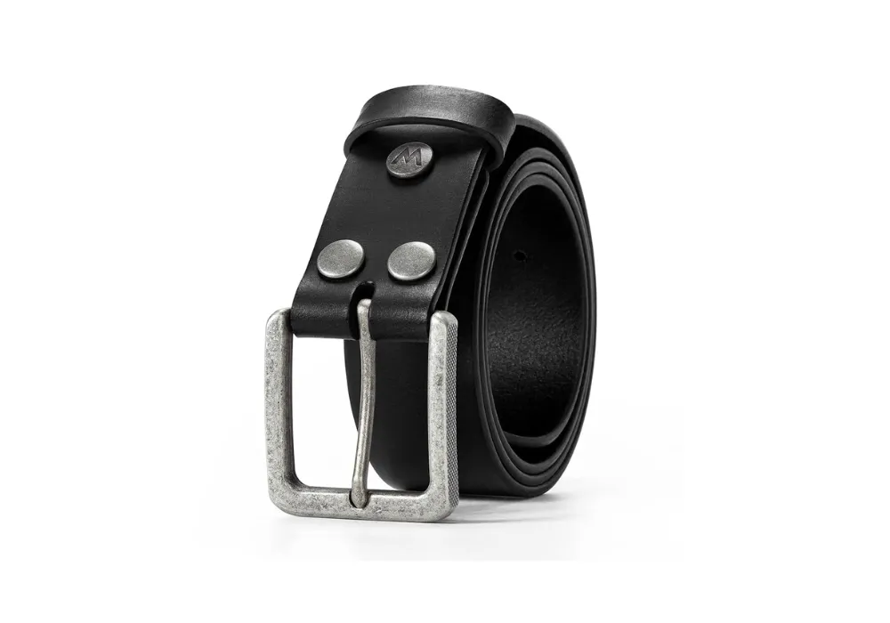 button logo leather belt