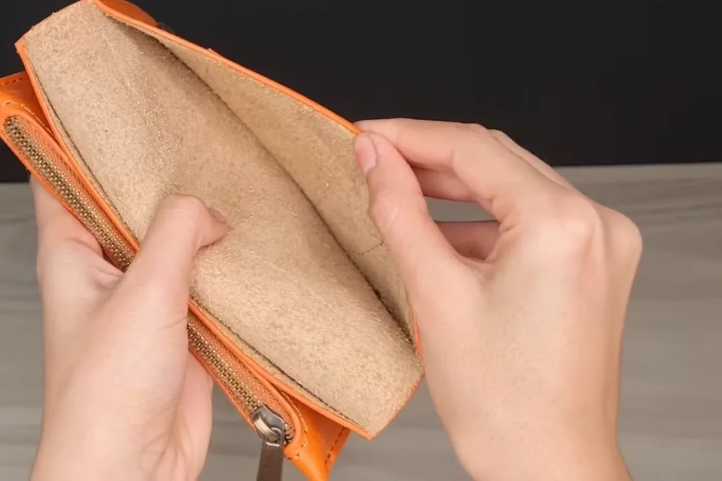 right leather weight for wallets