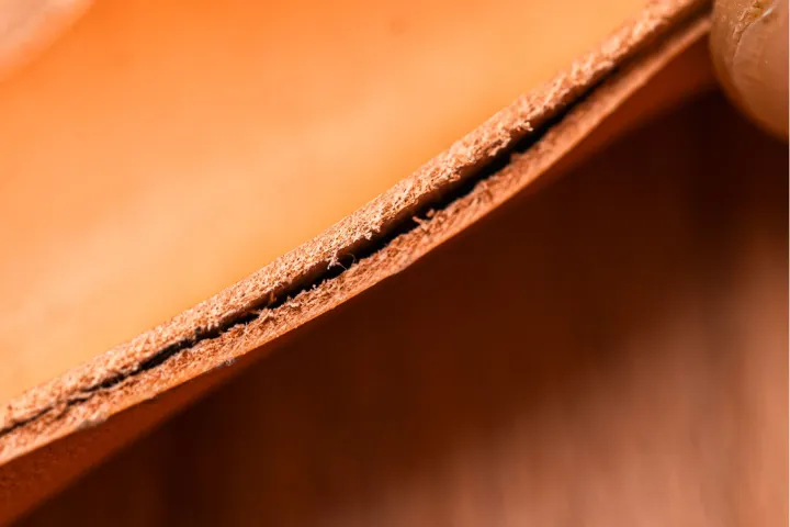 what is the best leather for belt making