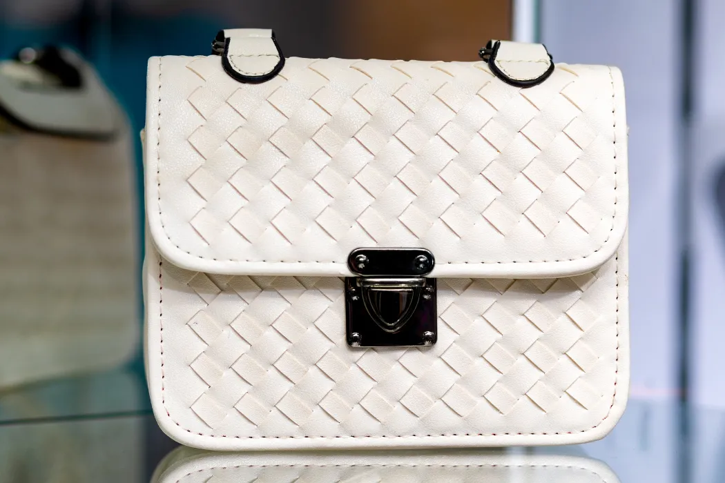 what key silhouettes are defining the 2025 market