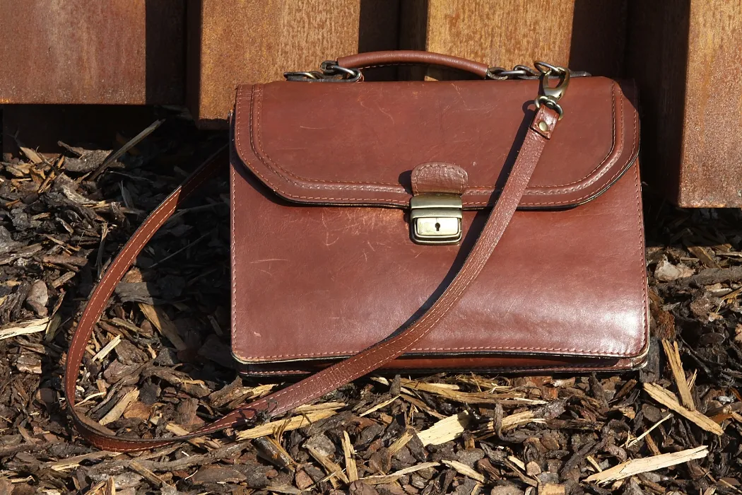 woven bags vs. leather bags durability