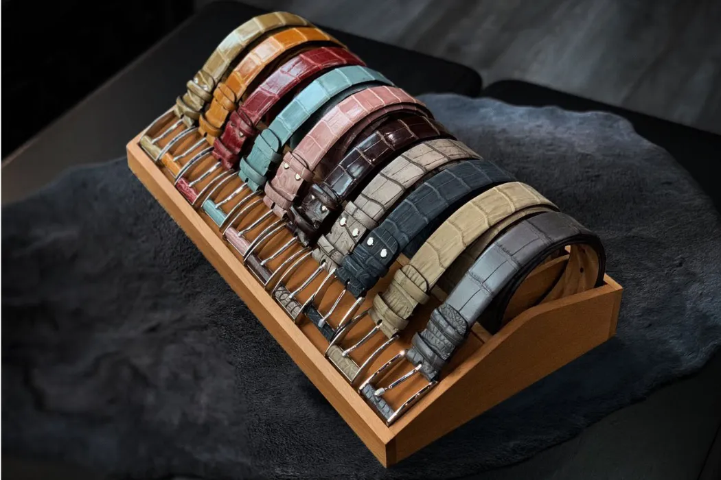 hanging vs. rolling belts