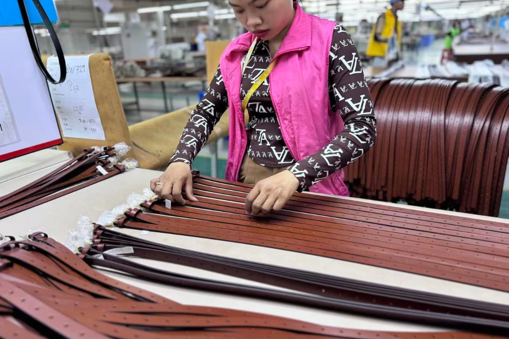 how does edi connect leather manufacturers to major stores