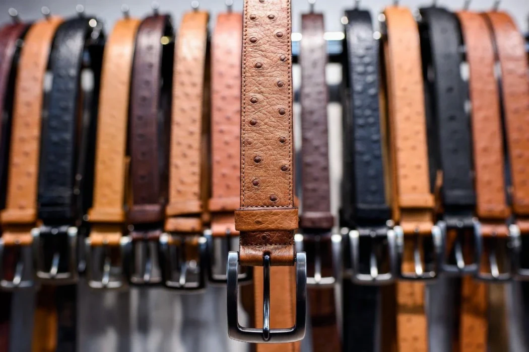 which materials work best for specialty belt construction